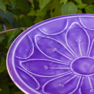 12" Lolly Embossed Birdbaths with Garden Stake