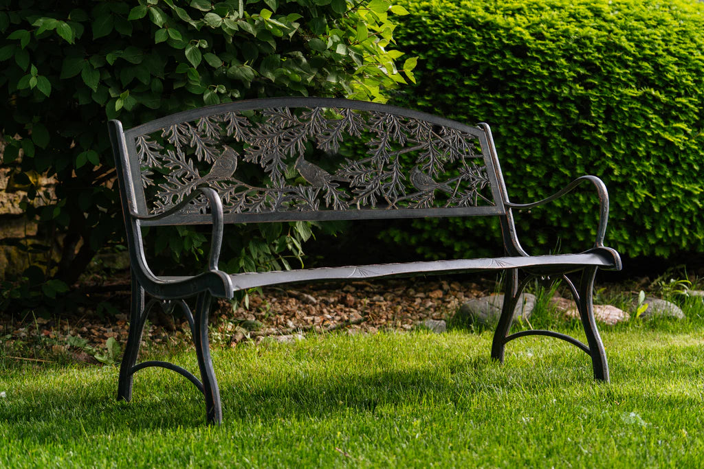 Outdoor Cardinal Bench