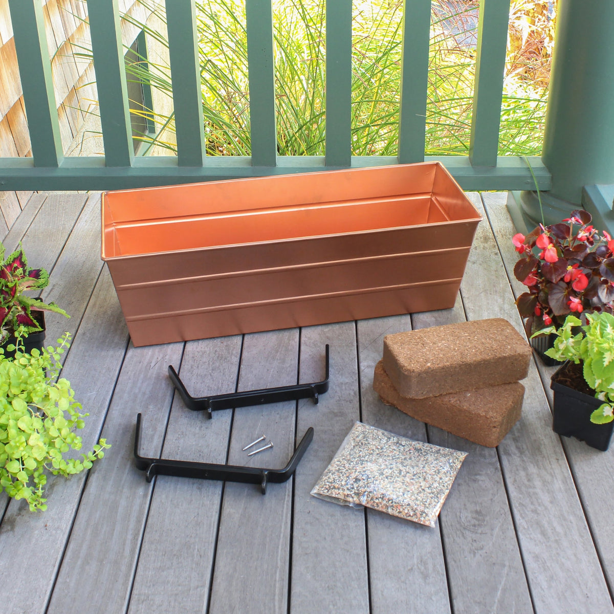 Bloom Box Garden Growing Kit with Brackets for 2 x 6 Railings Flower Box Brackets