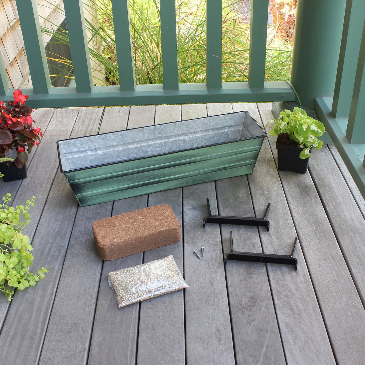 The Bloom Box Garden Growing Kits with Brackets for 2 x 6 Railings Flower Box Brackets