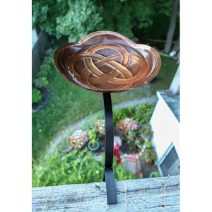 Dara Knot Birdbath Birdbath